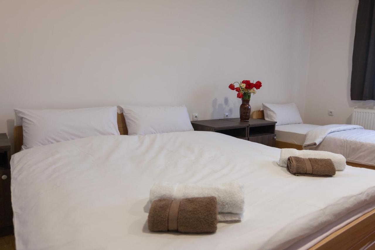 Aparthotel Viktorijini Konaci Kremna Zewnętrze zdjęcie