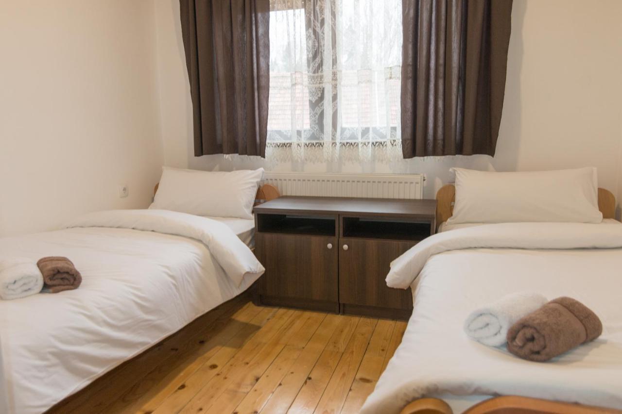 Aparthotel Viktorijini Konaci Kremna Zewnętrze zdjęcie