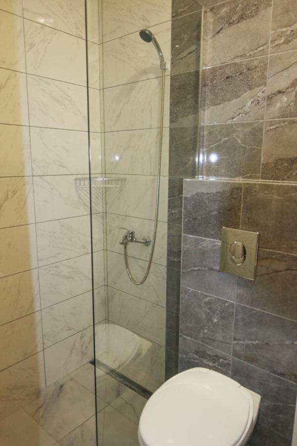 Aparthotel Viktorijini Konaci Kremna Zewnętrze zdjęcie