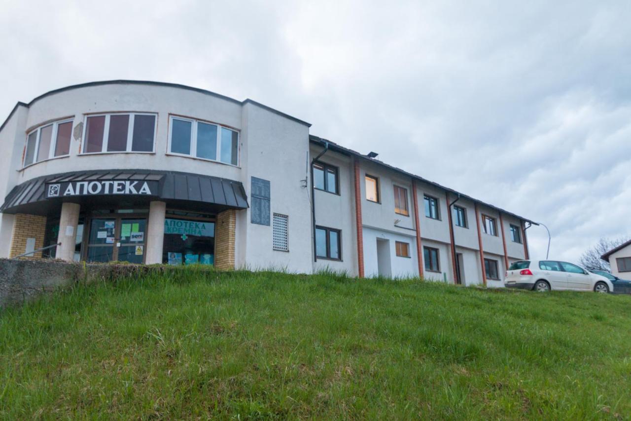 Aparthotel Viktorijini Konaci Kremna Zewnętrze zdjęcie