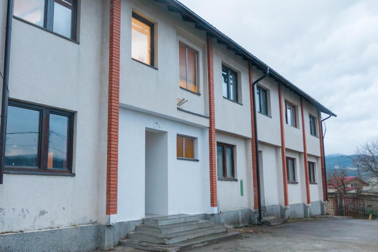 Aparthotel Viktorijini Konaci Kremna Zewnętrze zdjęcie